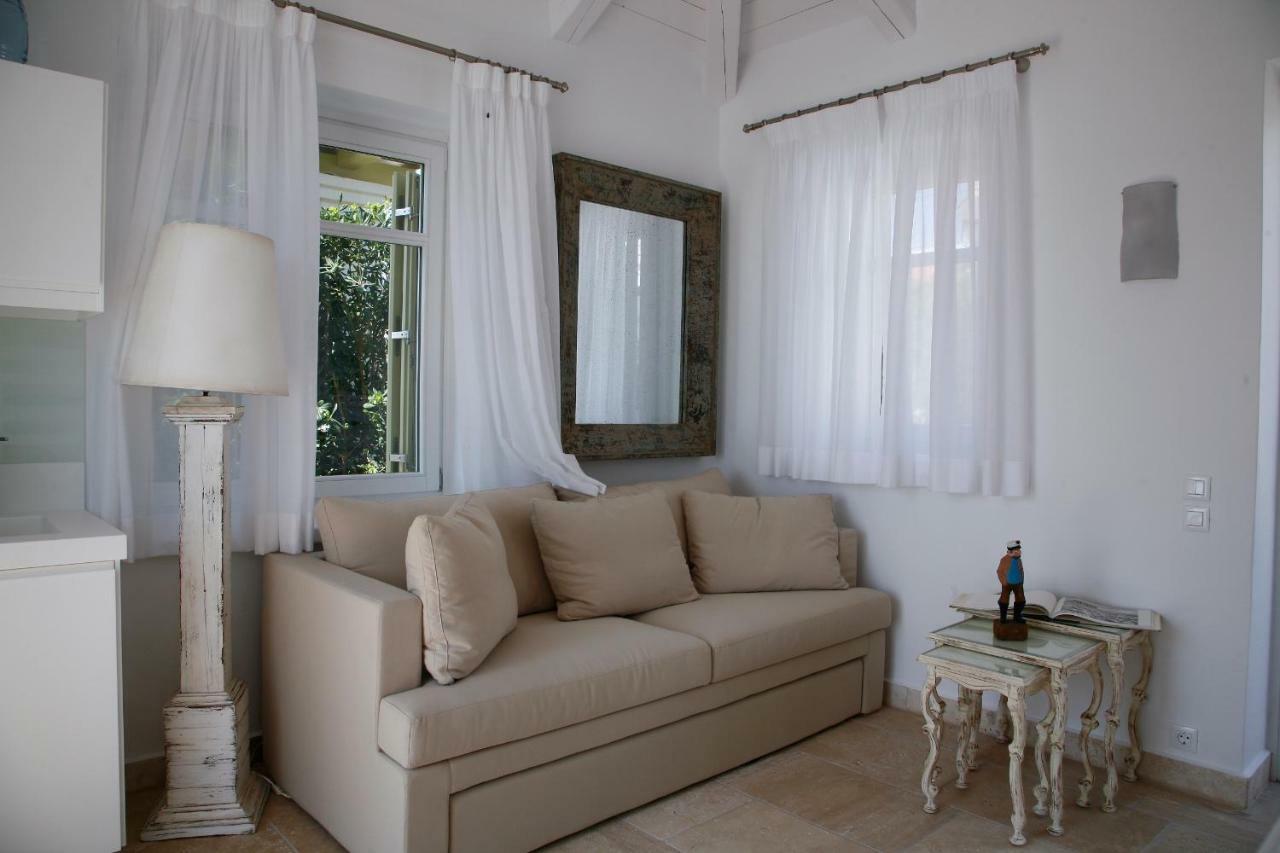 Bed and Breakfast Mourayio Ermioni Esterno foto